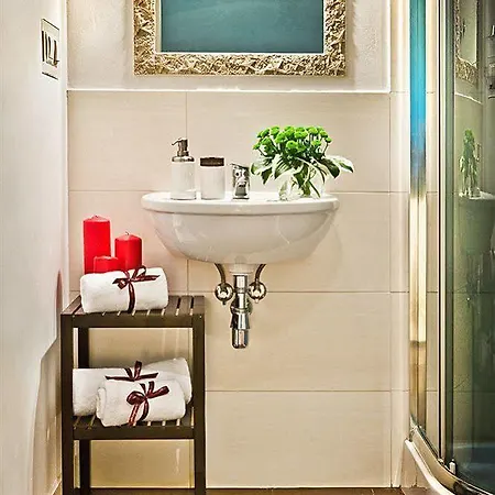 Cracowdays Aparthotel 4*